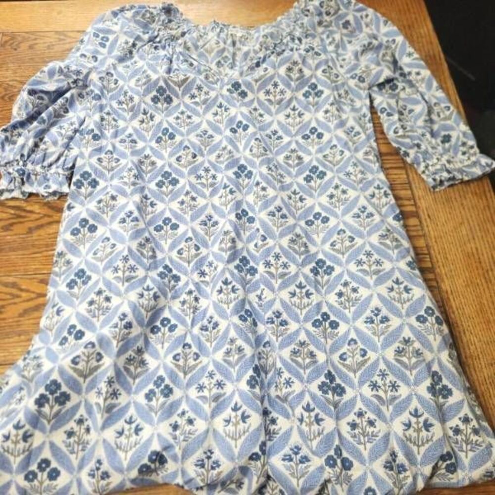 Pink City Prints blue&white floral dress sz M/L